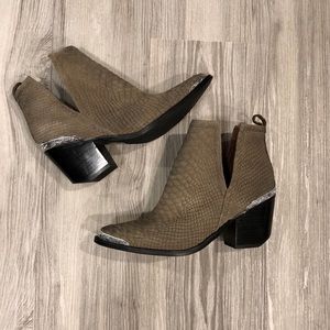 Jeffrey Campbell hunt the plaines Cromwell size 8